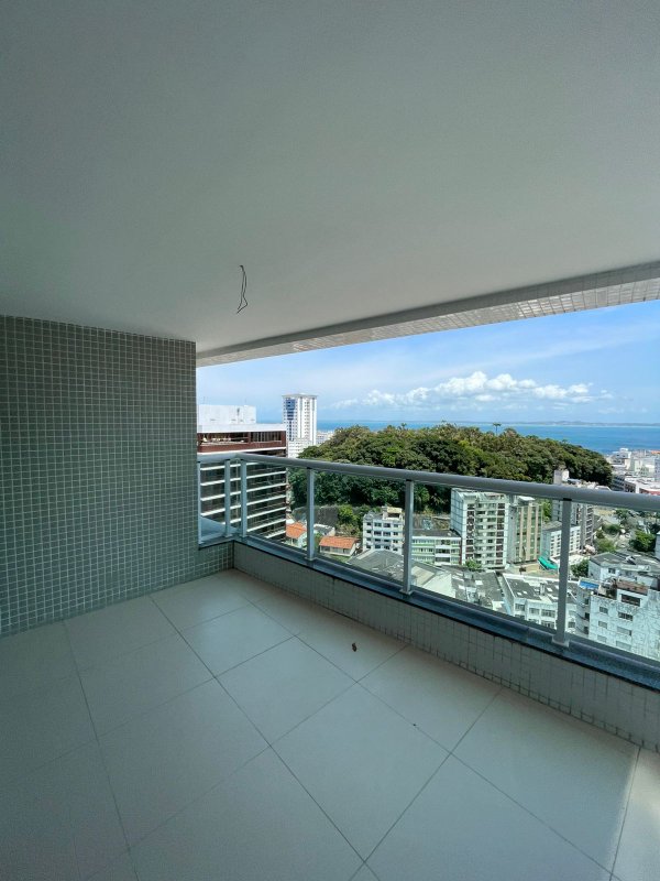 APARTAMENTO VISTA MAR 2 QUARTOS VARANDA COWORKING PISCINA 2 GARAGENS À VENDA NA BARRA! Rua Oito de Dezembro Salvador - 