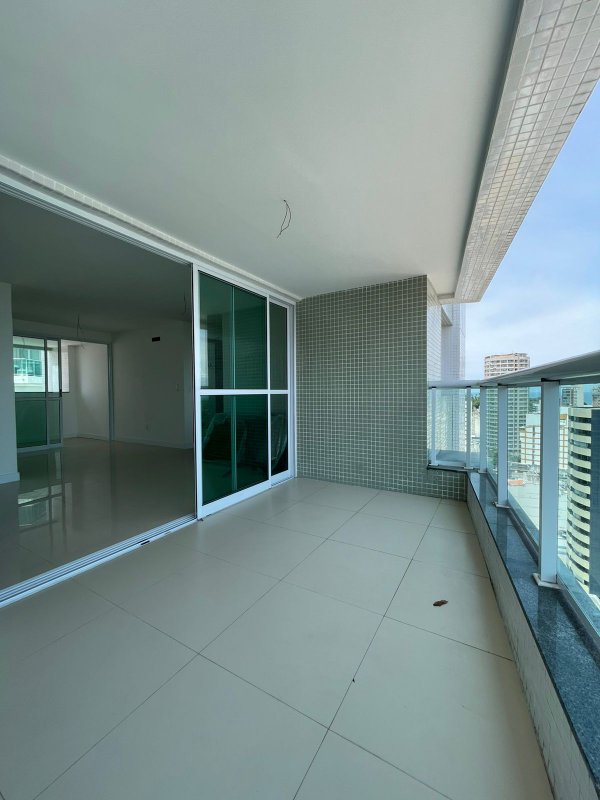 APARTAMENTO VISTA MAR 2 QUARTOS VARANDA COWORKING PISCINA 2 GARAGENS À VENDA NA BARRA! Rua Oito de Dezembro Salvador - 