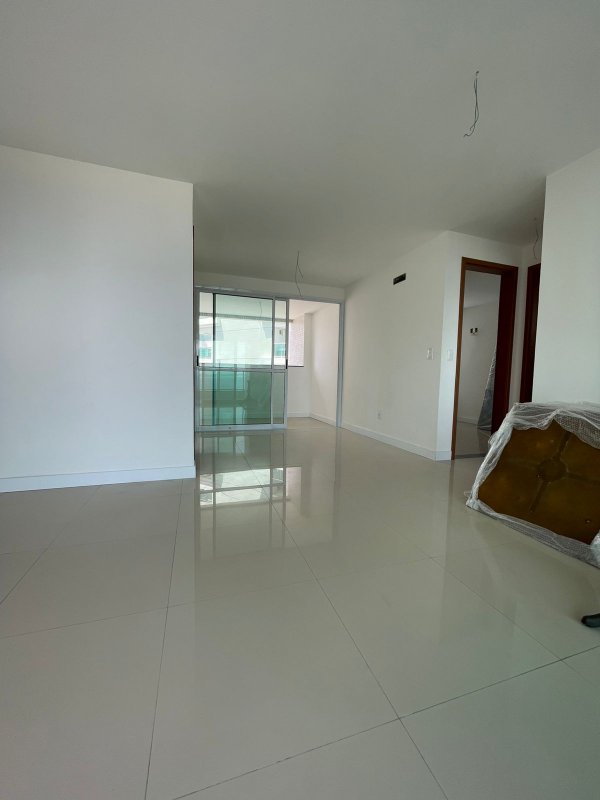APARTAMENTO VISTA MAR 2 QUARTOS VARANDA COWORKING PISCINA 2 GARAGENS À VENDA NA BARRA! Rua Oito de Dezembro Salvador - 