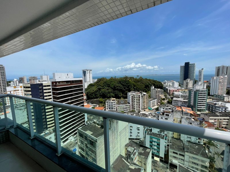 APARTAMENTO VISTA MAR 2 QUARTOS VARANDA COWORKING PISCINA 2 GARAGENS À VENDA NA BARRA! Rua Oito de Dezembro Salvador - 