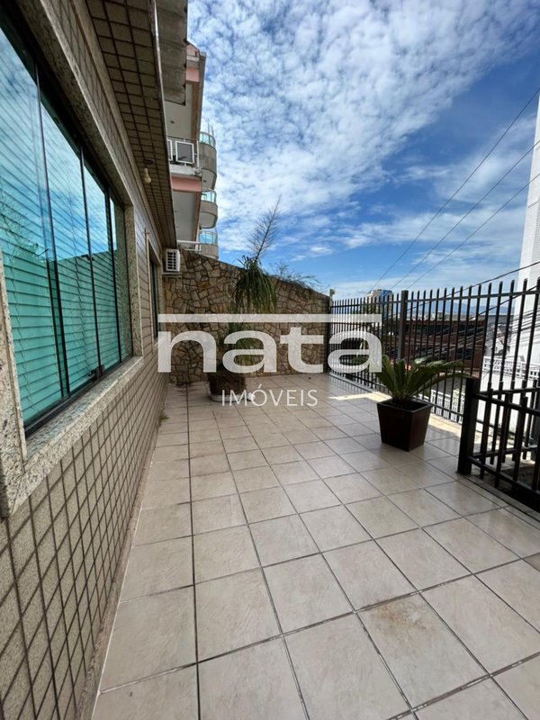 Casa | 459m² | Porteira Fechada | Jardim 25 de Agosto Rua Santa Luzia Duque de Caxias - 