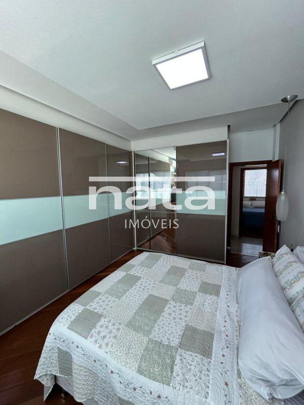Casa | 459m² | Porteira Fechada | Jardim 25 de Agosto Rua Santa Luzia Duque de Caxias - 