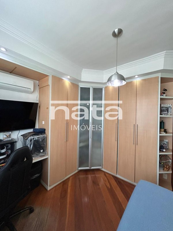 Casa | 459m² | Porteira Fechada | Jardim 25 de Agosto Rua Santa Luzia Duque de Caxias - 