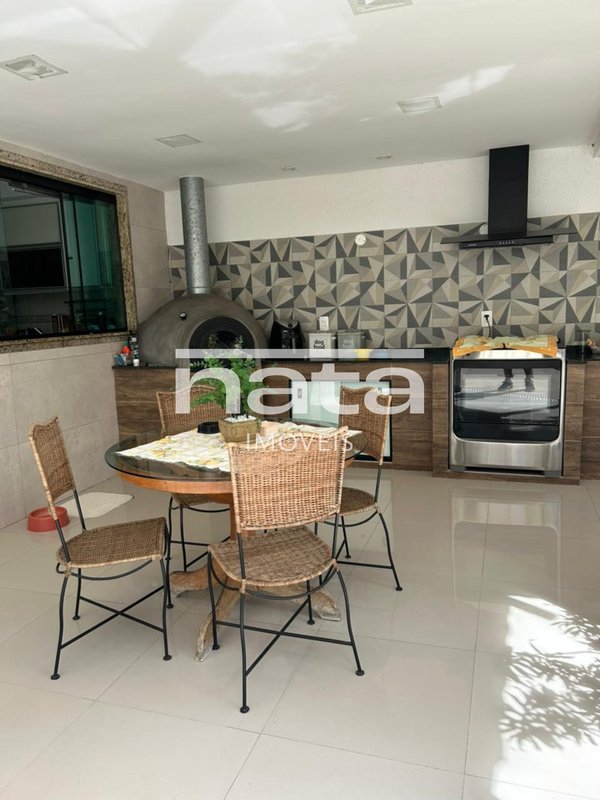 Casa | 459m² | Porteira Fechada | Jardim 25 de Agosto Rua Santa Luzia Duque de Caxias - 