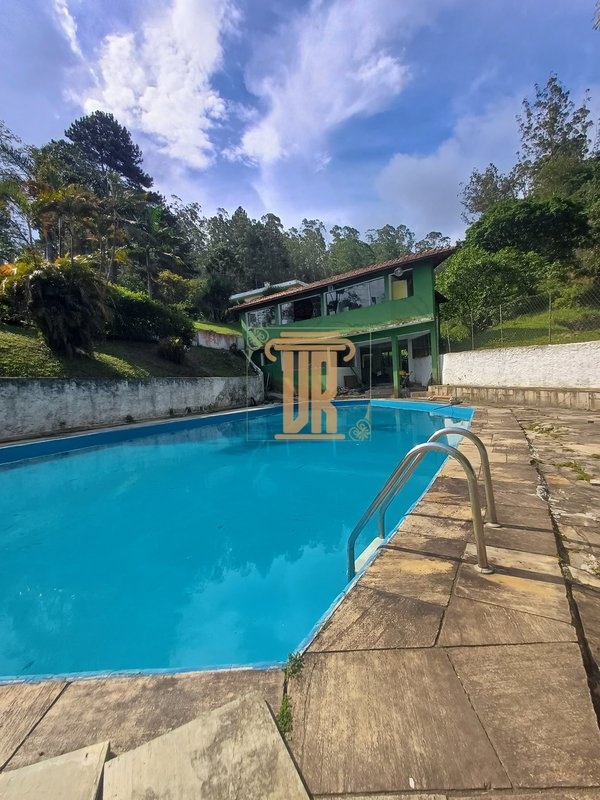 Sítio com 3.5 alqueires em Suzano- SP com 4 casas, salão de festas e piscina  Suzano - 