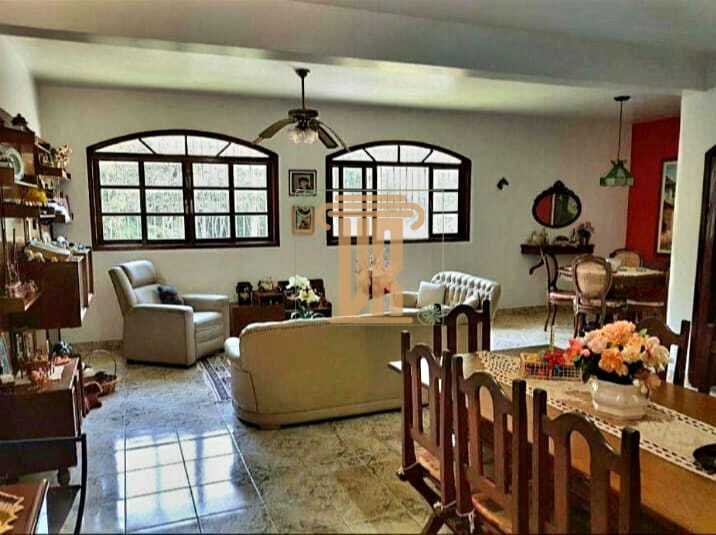 Sítio com 3.5 alqueires em Suzano- SP com 4 casas, salão de festas e piscina  Suzano - 