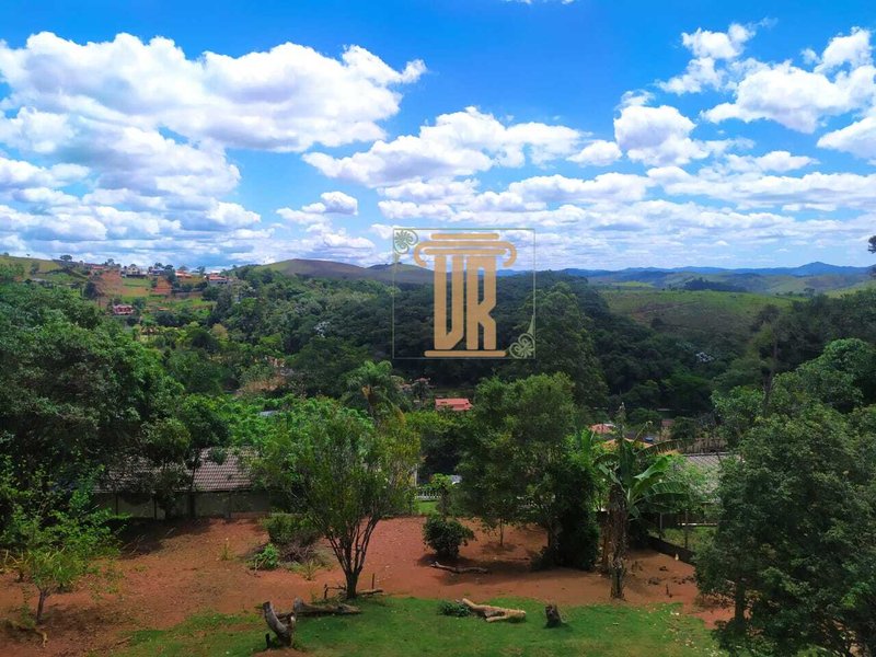 Chácara na zona norte de São José dos Campos- SP com 1.800m²  São José dos Campos - 