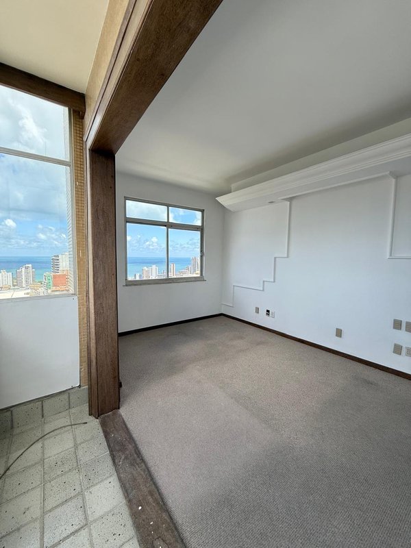 APARTAMENTO NASCENTE VISTA MAR 3 QUARTOS SUÍTE CLOSET VARANDA GARAGEM À VENDA NA GRAÇA! Avenida Princesa Leopoldina Salvador - 