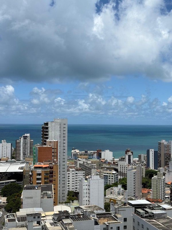 APARTAMENTO NASCENTE VISTA MAR 3 QUARTOS SUÍTE CLOSET VARANDA GARAGEM À VENDA NA GRAÇA! Avenida Princesa Leopoldina Salvador - 