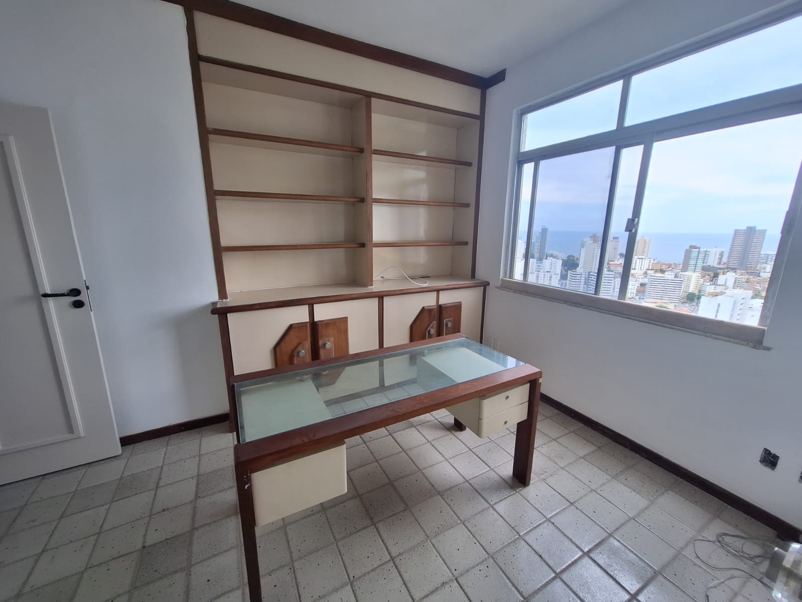 APARTAMENTO NASCENTE VISTA MAR 3 QUARTOS SU&Iacute;TE CLOSET VARANDA GARAGEM &Agrave; VENDA NA GRA&Ccedil;A! Avenida Princesa Leopoldina Salvador - 