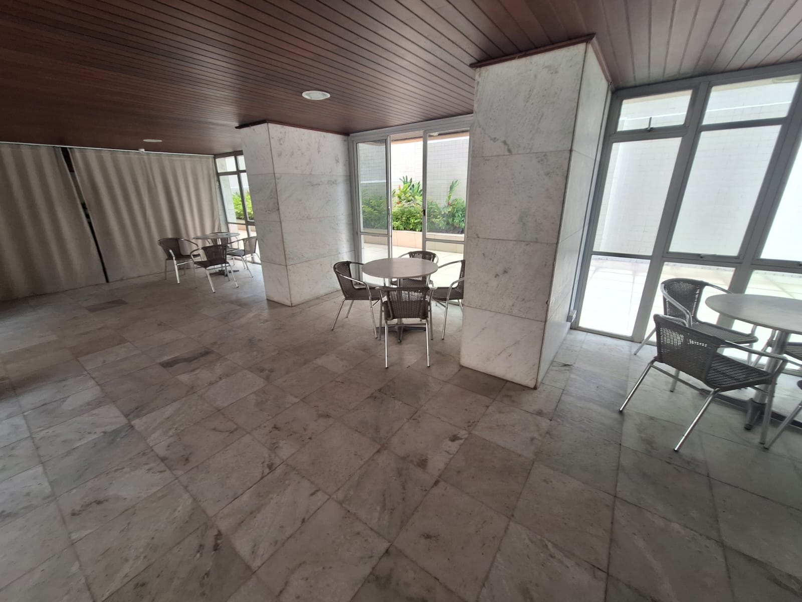 APARTAMENTO NASCENTE VISTA MAR 3 QUARTOS SU&Iacute;TE CLOSET VARANDA GARAGEM &Agrave; VENDA NA GRA&Ccedil;A! Avenida Princesa Leopoldina Salvador - 