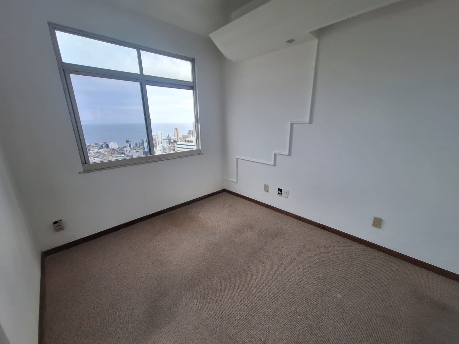 APARTAMENTO NASCENTE VISTA MAR 3 QUARTOS SU&Iacute;TE CLOSET VARANDA GARAGEM &Agrave; VENDA NA GRA&Ccedil;A! Avenida Princesa Leopoldina Salvador - 