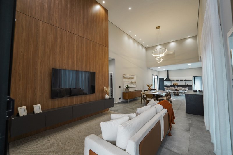 Casa Térrea Alto Padrão - Chácara Ondina / Sorocaba Rua Ondina Uten Soares Sorocaba - 