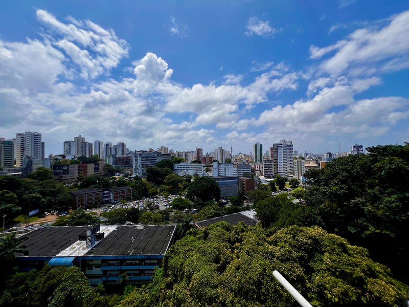 APARTAMENTO 3 QUARTOS 2 SUÍTES VARANDA VISTA LIVRE 2 GARAGENS À VENDA NA GRAÇA! Rua Humberto de Campos Salvador - 