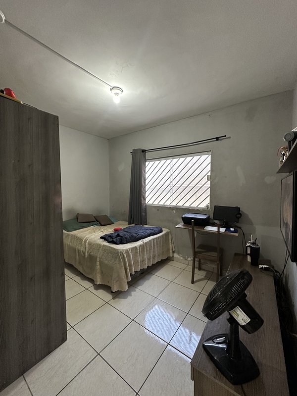 CASA SOBREPOSTA ESTANCIA LAGO AZUL Rua Oroxo Franco da Rocha - 