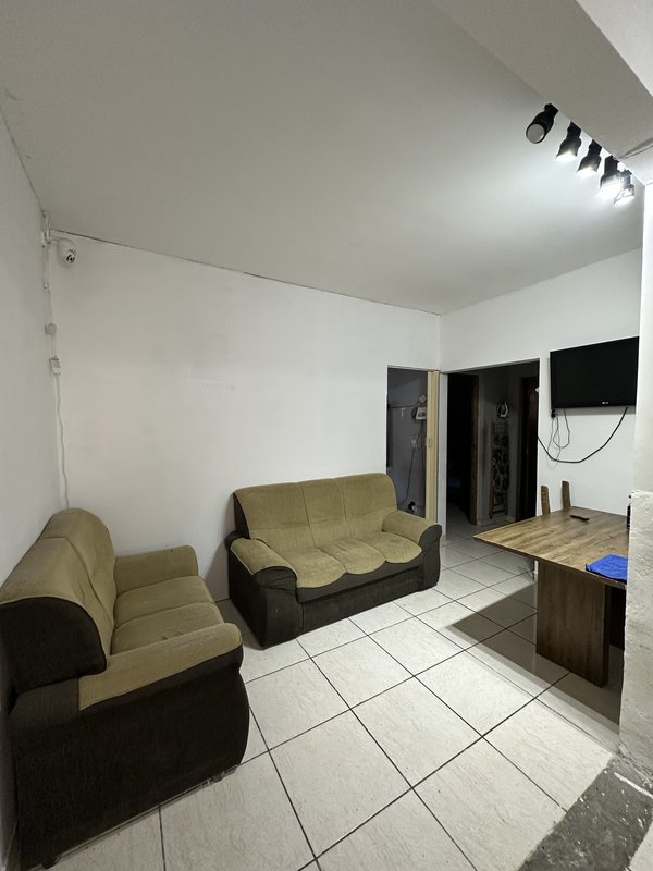 CASA SOBREPOSTA ESTANCIA LAGO AZUL Rua Oroxo Franco da Rocha - 