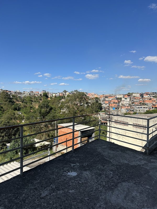 CASA SOBREPOSTA ESTANCIA LAGO AZUL Rua Oroxo Franco da Rocha - 