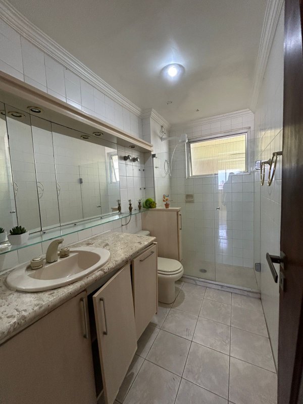 APARTAMENTO NASCENTE 3 QUARTOS SUÍTE DEPENDÊNCIA COMPLETA 2 GARAGENS À VENDA NA GRAÇA! Avenida Euclydes da Cunha Salvador - 