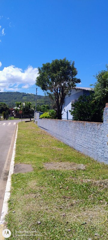 ✔️ Linda casa de esquina em Presidente Lucena  Presidente Lucena - 