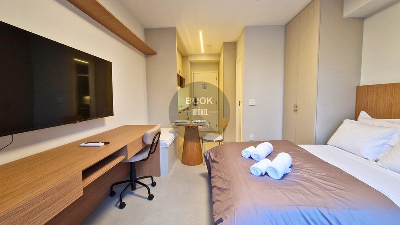 Studio Moderno | Alto Andar Endereço R. Cláudio Soares São Paulo - 