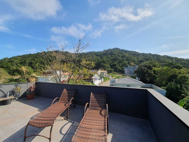 LOFT A 200M DA PRAIA DE ITAGUAÇU - SÃO CHICO  São Francisco do Sul - 