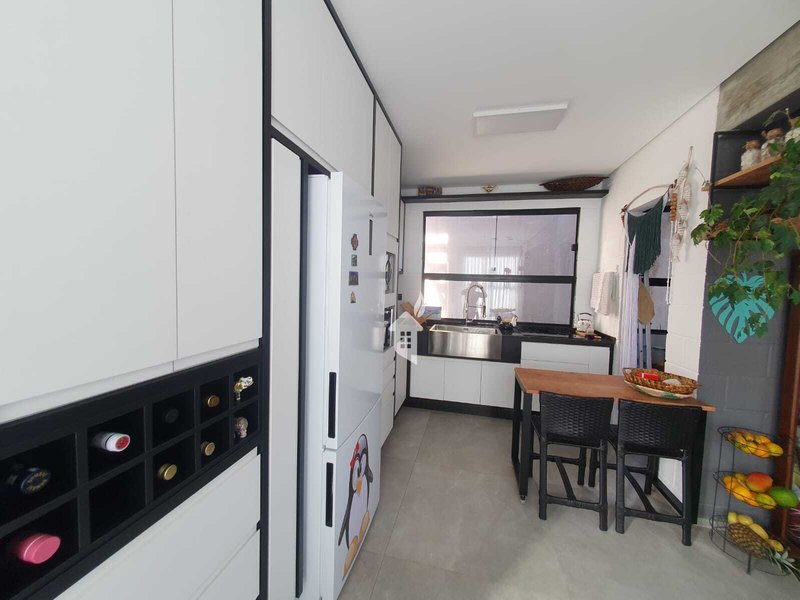 LOFT A 200M DA PRAIA DE ITAGUAÇU - SÃO CHICO  São Francisco do Sul - 