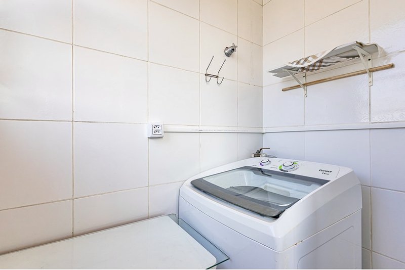 R$ 530.000 - BELO APARTAMENTO - 98M2 - 3 DORM - VISTA - 1 VAGA Avenida Protásio Alves Porto Alegre - 