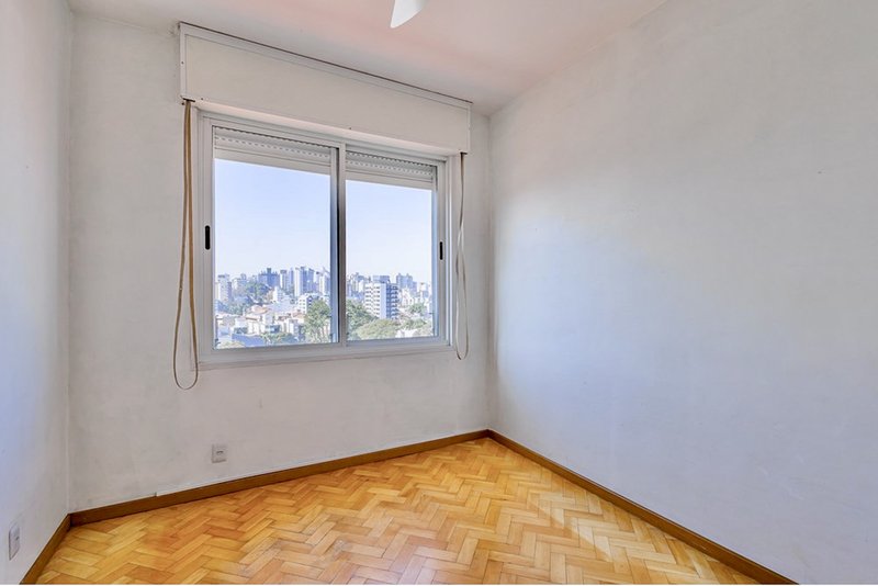 R$ 530.000 - BELO APARTAMENTO - 98M2 - 3 DORM - VISTA - 1 VAGA Avenida Protásio Alves Porto Alegre - 