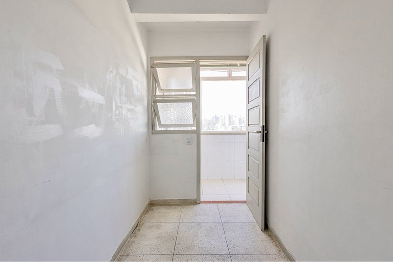 R$ 530.000 - BELO APARTAMENTO - 98M2 - 3 DORM - VISTA - 1 VAGA Avenida Protásio Alves Porto Alegre - 