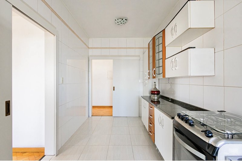 R$ 530.000 - BELO APARTAMENTO - 98M2 - 3 DORM - VISTA - 1 VAGA Avenida Protásio Alves Porto Alegre - 