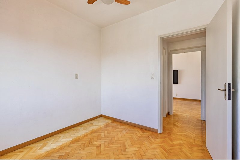 R$ 530.000 - BELO APARTAMENTO - 98M2 - 3 DORM - VISTA - 1 VAGA Avenida Protásio Alves Porto Alegre - 