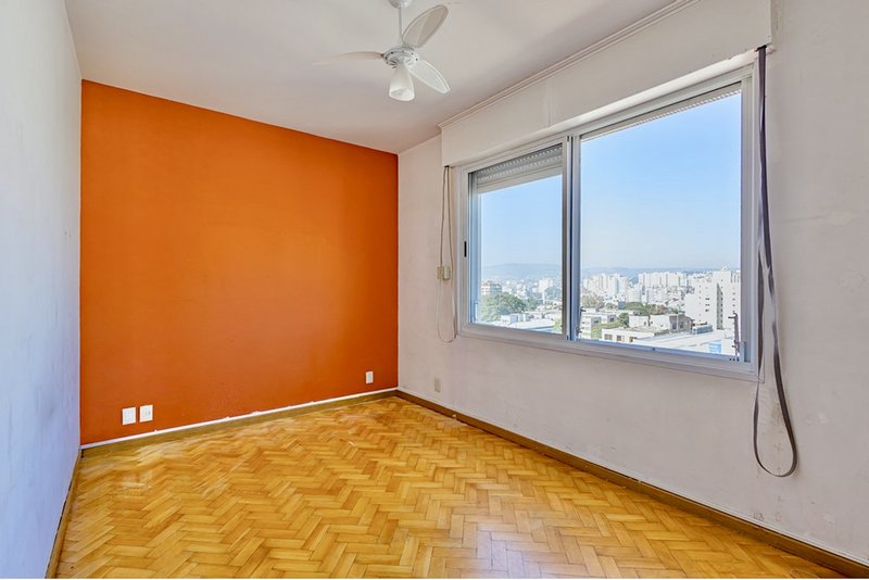 R$ 530.000 - BELO APARTAMENTO - 98M2 - 3 DORM - VISTA - 1 VAGA Avenida Protásio Alves Porto Alegre - 