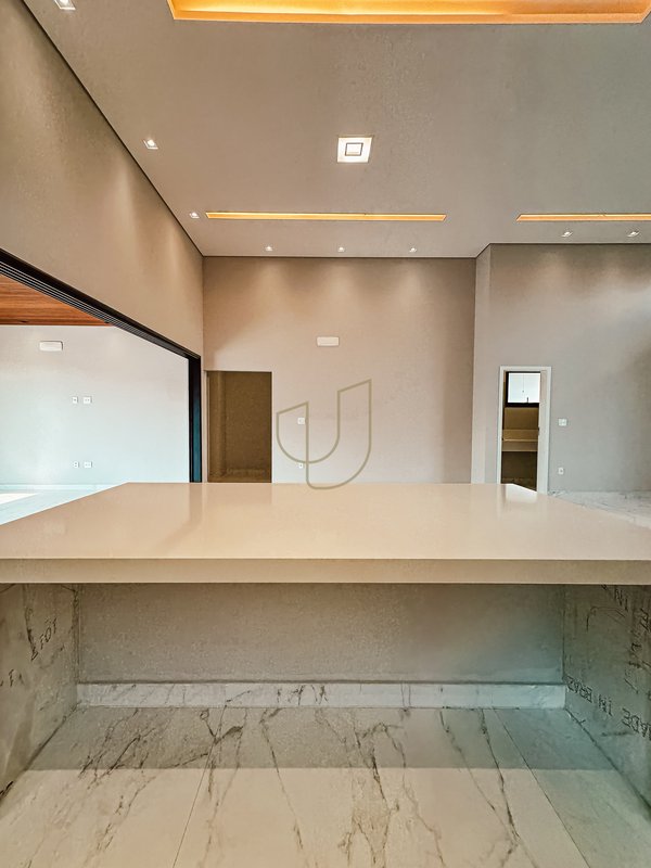 Casa Térrea com 4 Suítes no Condomínio Vivant Urbanova Avenida Jerson de Moura Lopes São José dos Campos - 