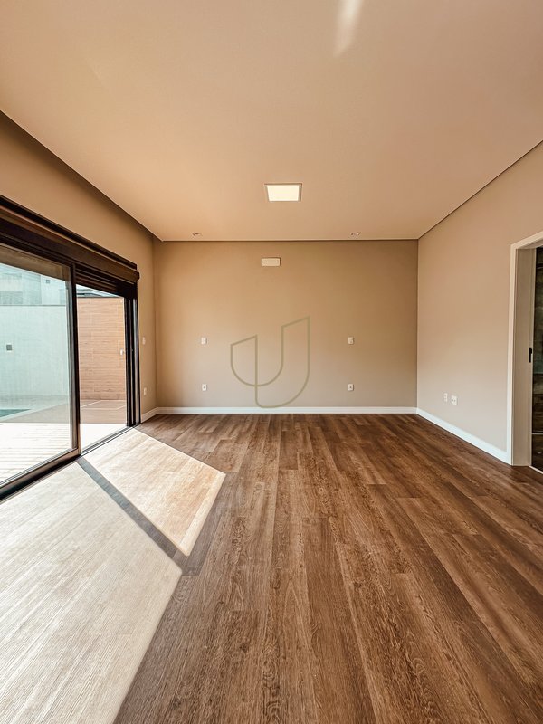 Casa Térrea com 4 Suítes no Condomínio Vivant Urbanova Avenida Jerson de Moura Lopes São José dos Campos - 