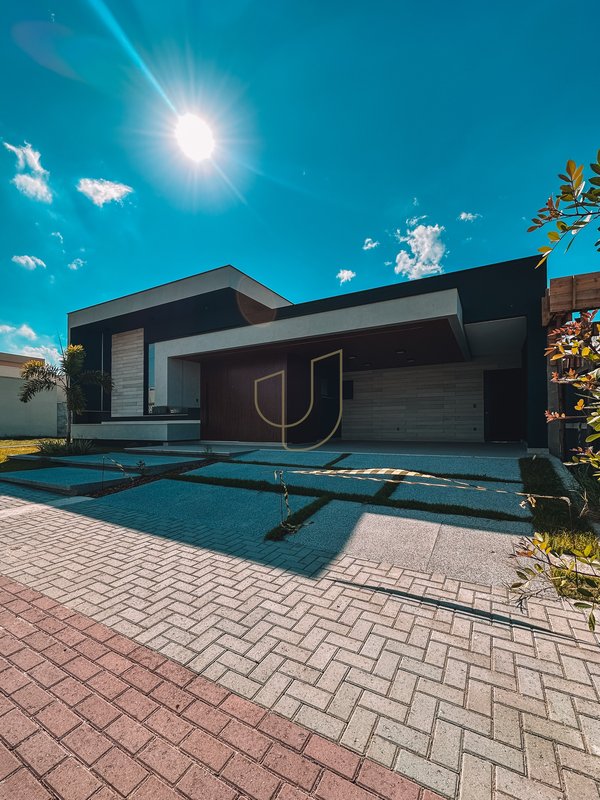 Casa Térrea com 4 Suítes no Condomínio Vivant Urbanova Avenida Jerson de Moura Lopes São José dos Campos - 