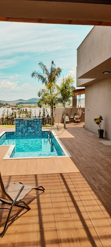 Casa Térrea com 4 Suítes no Condomínio Residencial Mônaco Rua Joaquim Vieira Alves São José dos Campos - 