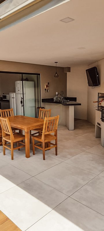 Casa Térrea com 4 Suítes no Condomínio Residencial Mônaco Rua Joaquim Vieira Alves São José dos Campos - 