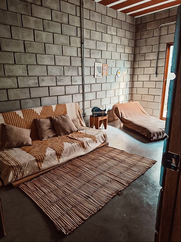 Casa Térrea com 3 Suítes no Condomínio Residencial Mônaco Avenida Aquarela do Brasil São José dos Campos - 