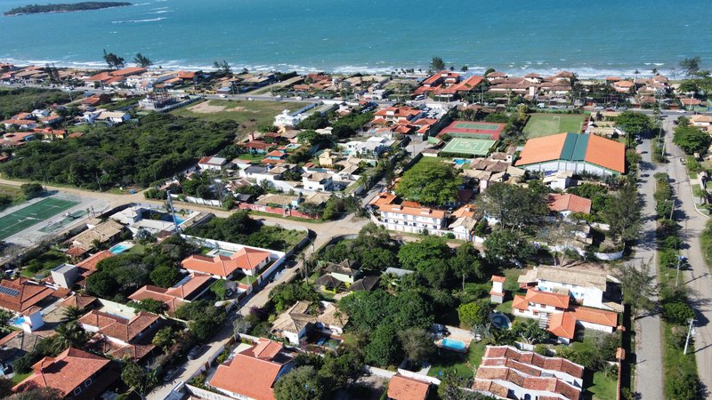 Viva o melhor de Búzios! Casa com suíte master e área verde em Baía Formosa Rua Perdizes Armação dos Búzios - 