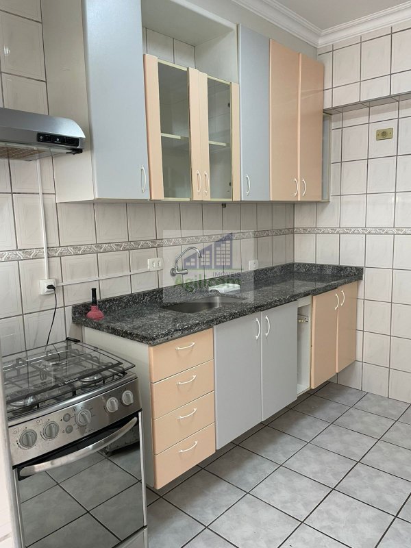 APARTAMENTO  DE 56M² MOBILIADO À VENDA EM MOEMA COM 1 DORMITÓRIO E 1 VAGA Avenida Iraí São Paulo - 