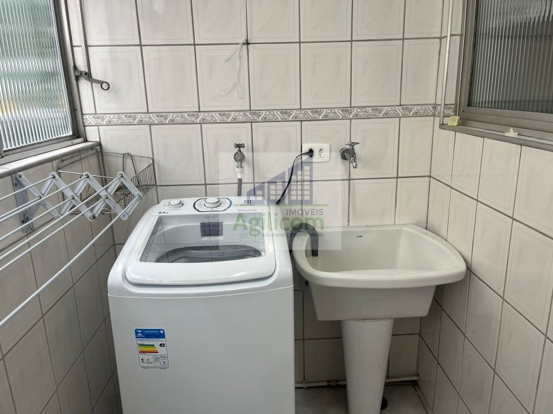 APARTAMENTO  DE 56M² MOBILIADO À VENDA EM MOEMA COM 1 DORMITÓRIO E 1 VAGA Avenida Iraí São Paulo - 