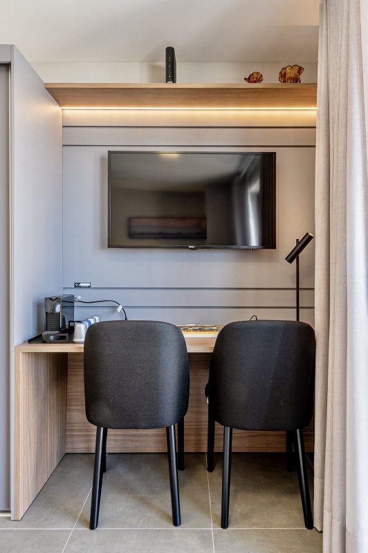 R$ 630.000 - GO 24 - LIND&Iacute;SSIMO STUDIO - MOBILIADO - DECORADO - EQUIPADO - 24M2 Rua Vinte e Quatro de Outubro Porto Alegre - 