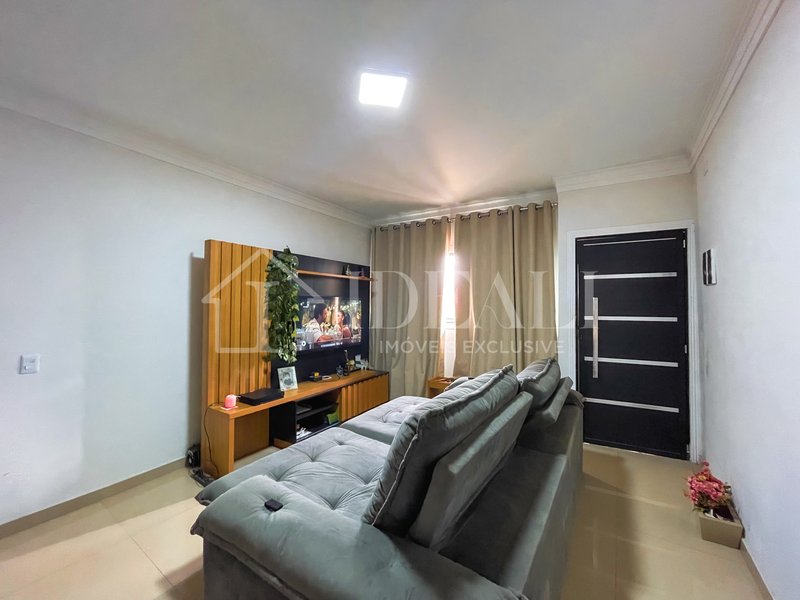 CASA LINDA E ESPAÇOSA – PARQUE MUNHOZ / FRANCO DA ROCHA Rua Nicola Bonilha Franco da Rocha - 