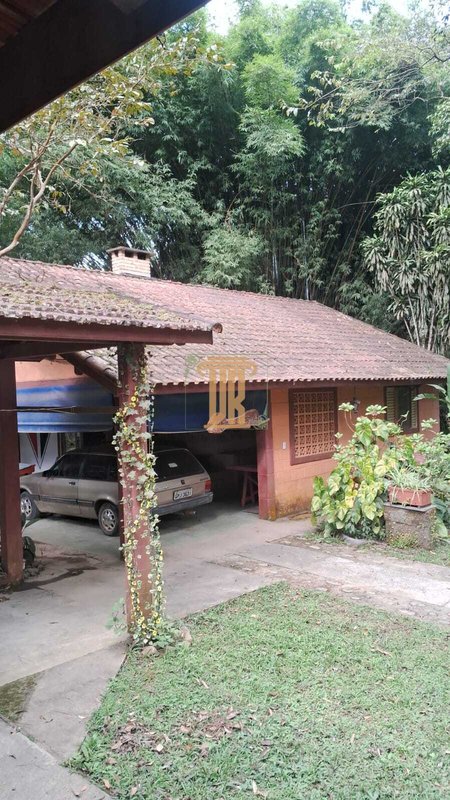 Chácara com 2.00m² em São Francisco Xavier - SP  São José dos Campos - 