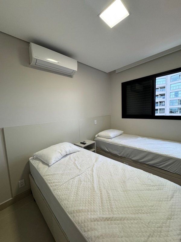 🌅 Morar de frente para o mar nunca esteve tão ao seu alcance!  Caraguatatuba - 