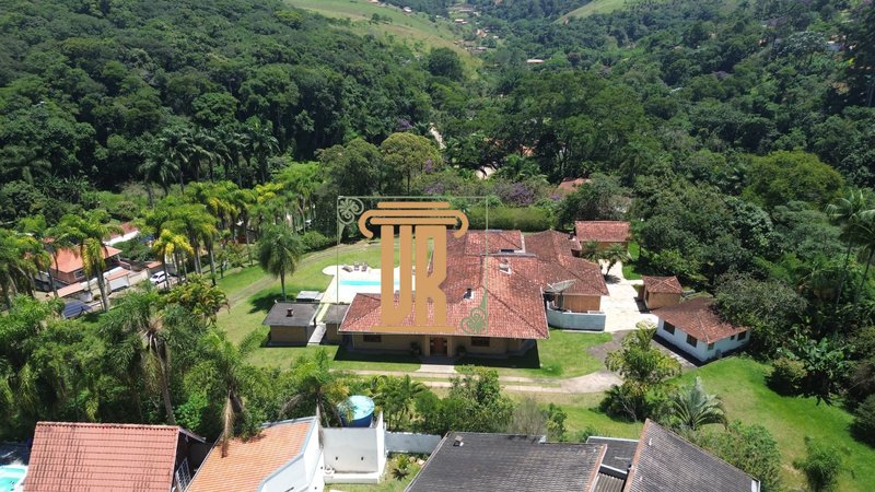 Chácara com 10.000m² em condomínio de São José dos Campos - SP  São José dos Campos - 