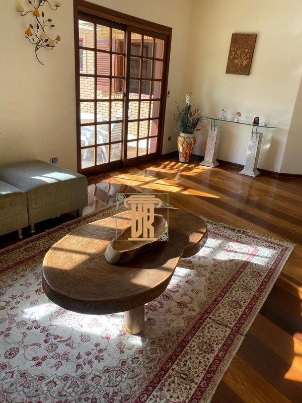 Chácara com 10.000m² em condomínio de São José dos Campos - SP  São José dos Campos - 