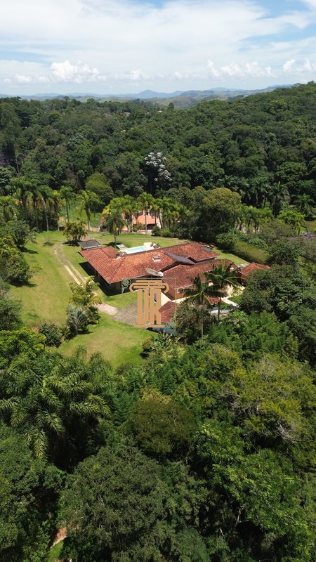 Chácara com 10.000m² em condomínio de São José dos Campos - SP  São José dos Campos - 