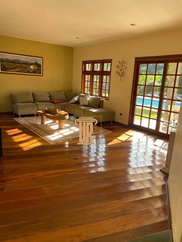 Chácara com 10.000m² em condomínio de São José dos Campos - SP  São José dos Campos - 