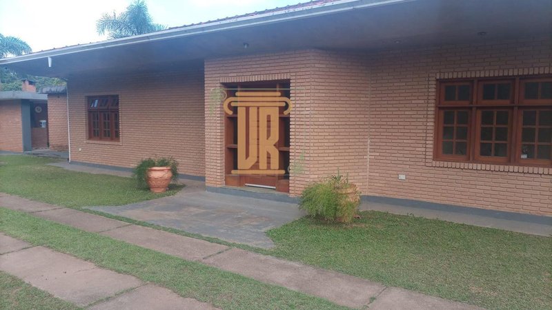 Chácara com 10.000m² em condomínio de São José dos Campos - SP  São José dos Campos - 